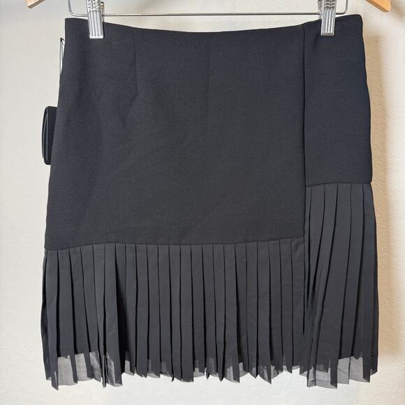 Women's Dalia Black High Rise Pleated Mini Skirt Size 4 NEW - Picture 1 of 7